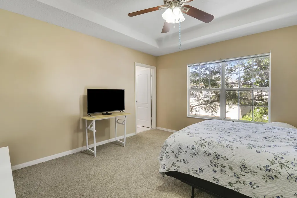 2122 SE Grand Drive Port St Lucie FL 34952
