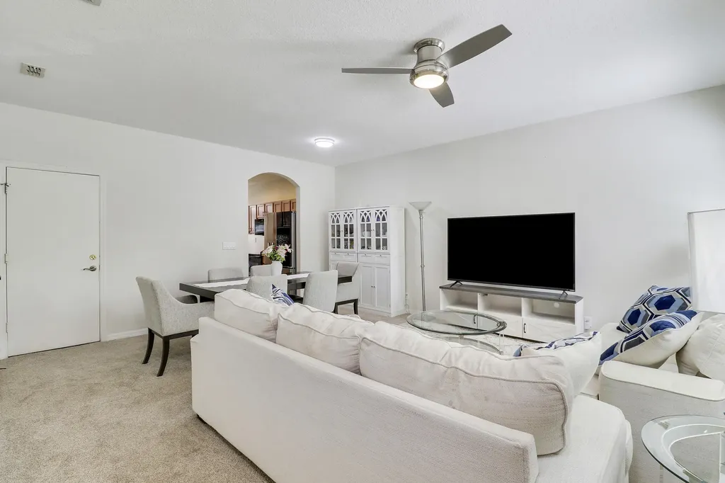 2122 SE Grand Drive Port St Lucie FL 34952