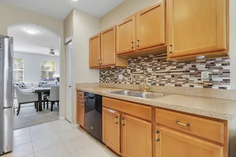 2122 SE Grand Drive Port St Lucie FL 34952