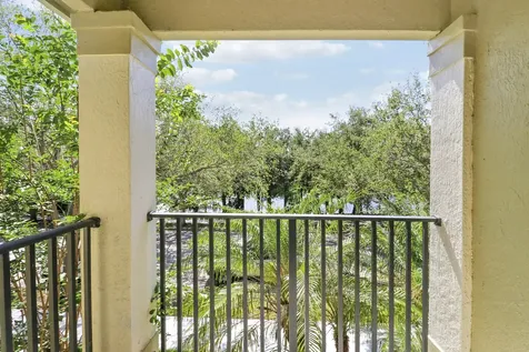 2122 SE Grand Drive Port St Lucie FL 34952