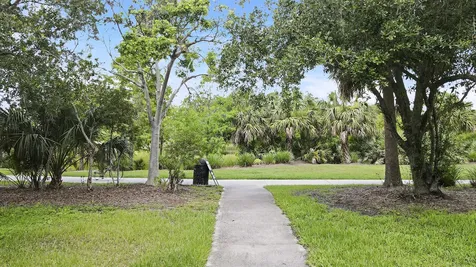 2122 SE Grand Drive Port St Lucie FL 34952