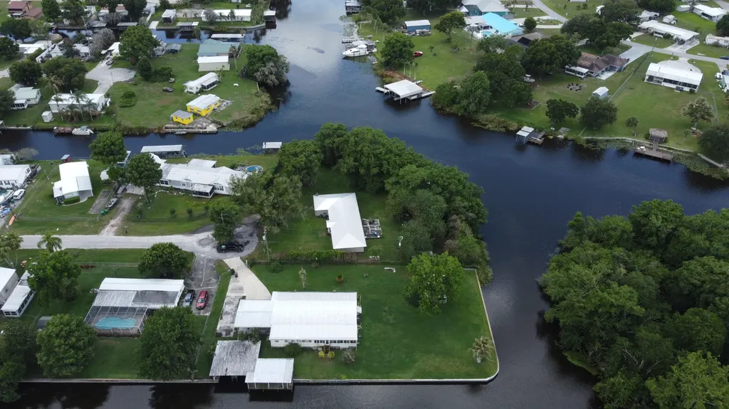 2809 SE 23rd Street Okeechobee FL 34974