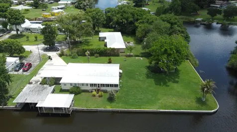2809 SE 23rd Street Okeechobee FL 34974