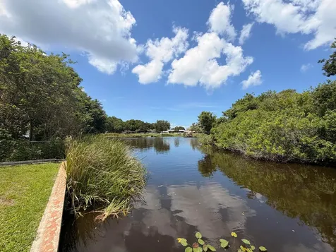 2809 SE 23rd Street Okeechobee FL 34974