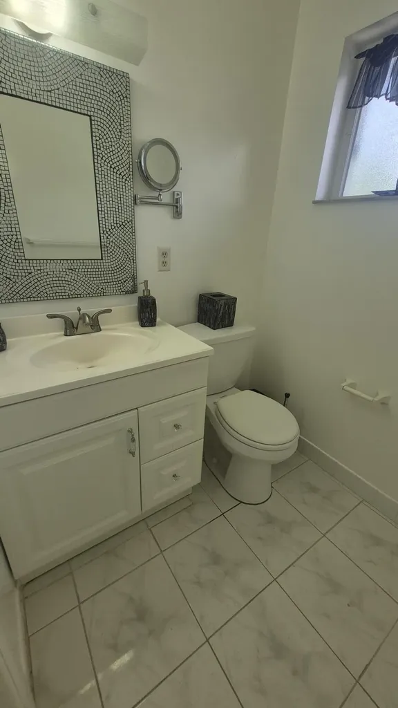 2805 Crosley Drive E West Palm Beach FL 33415