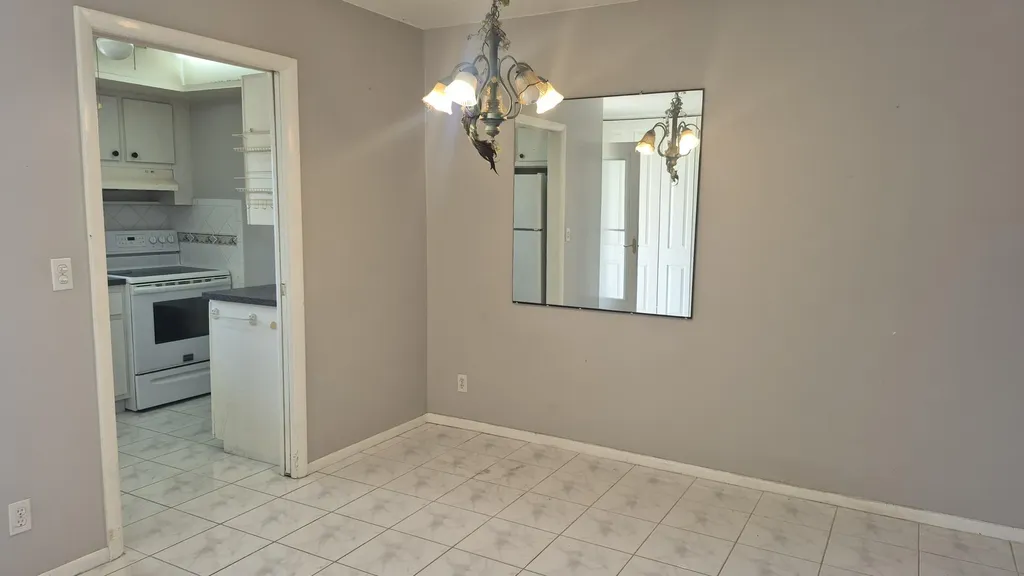 2805 Crosley Drive E West Palm Beach FL 33415