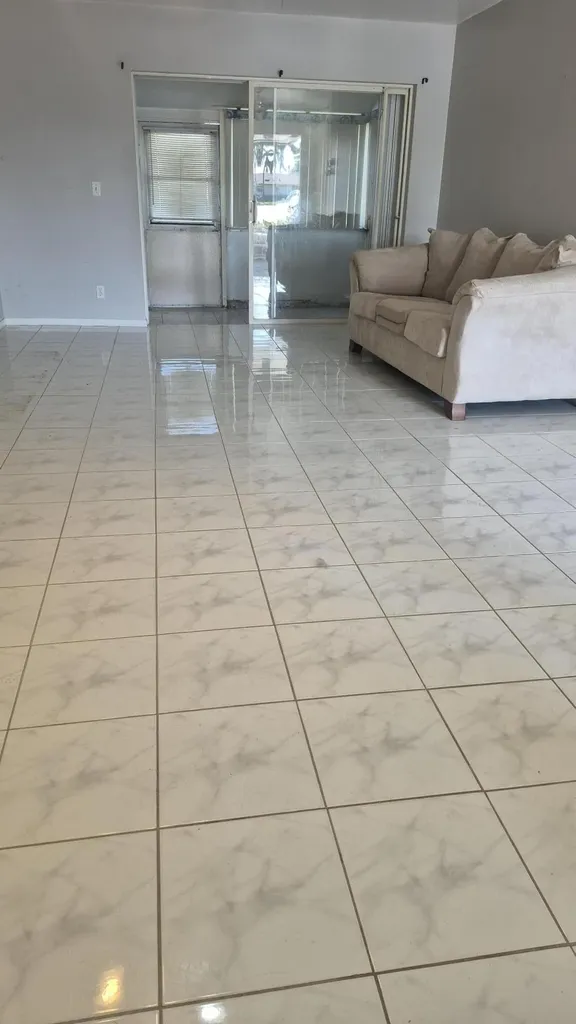 2805 Crosley Drive E West Palm Beach FL 33415