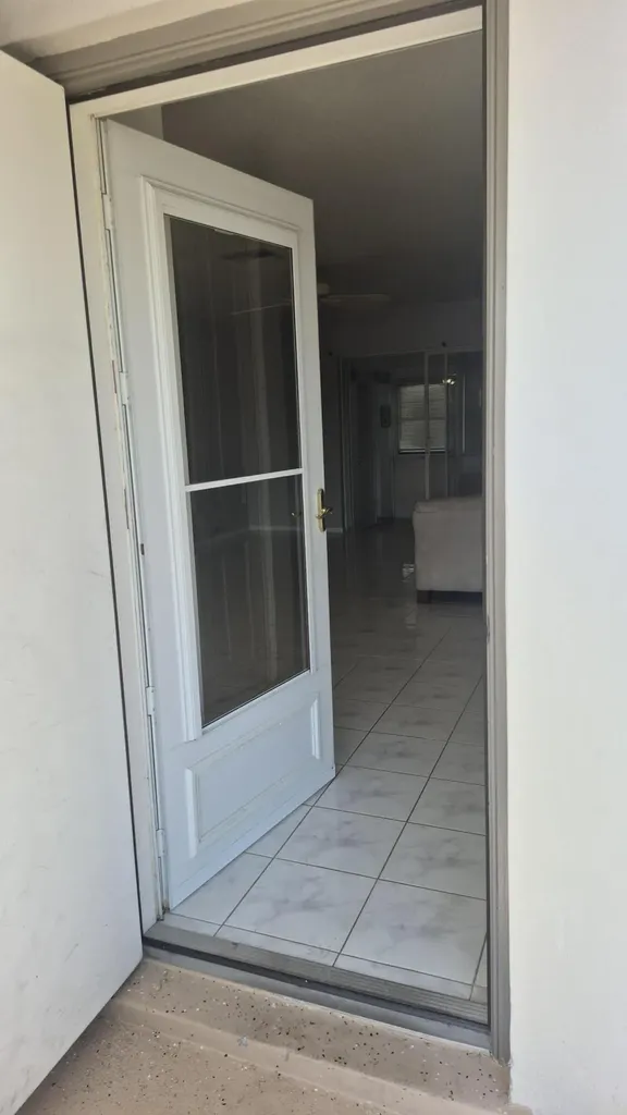 2805 Crosley Drive E West Palm Beach FL 33415