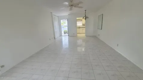2805 Crosley Drive E West Palm Beach FL 33415