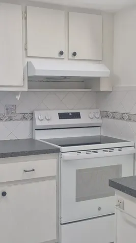 2805 Crosley Drive E West Palm Beach FL 33415