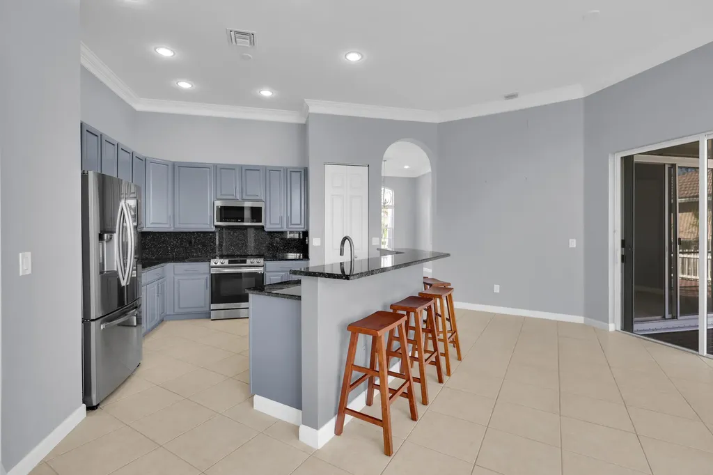 7041 SE Bay Hill Drive Stuart FL 34997