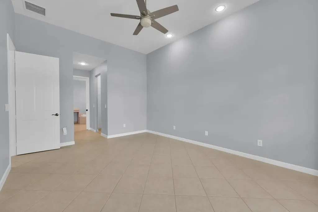 7041 SE Bay Hill Drive Stuart FL 34997