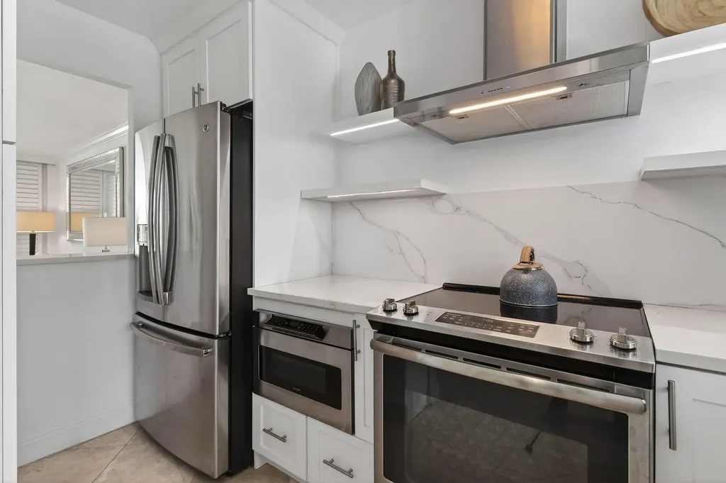 139 Sunrise Avenue Palm Beach FL 33480