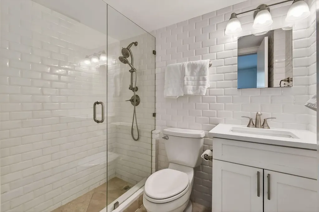 139 Sunrise Avenue Palm Beach FL 33480