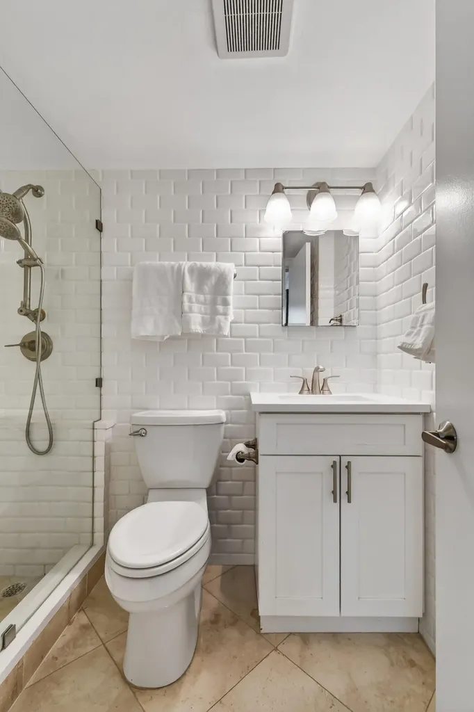 139 Sunrise Avenue Palm Beach FL 33480