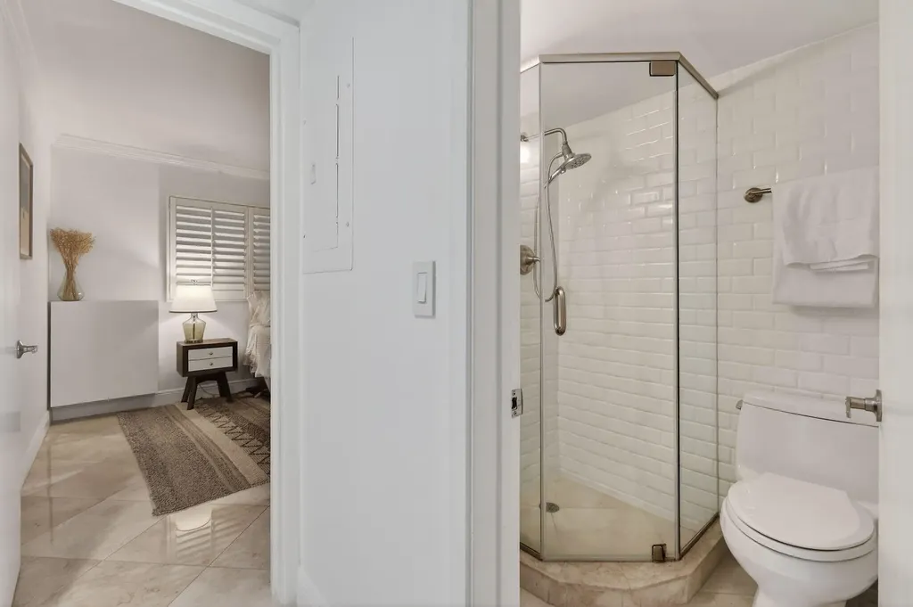 139 Sunrise Avenue Palm Beach FL 33480