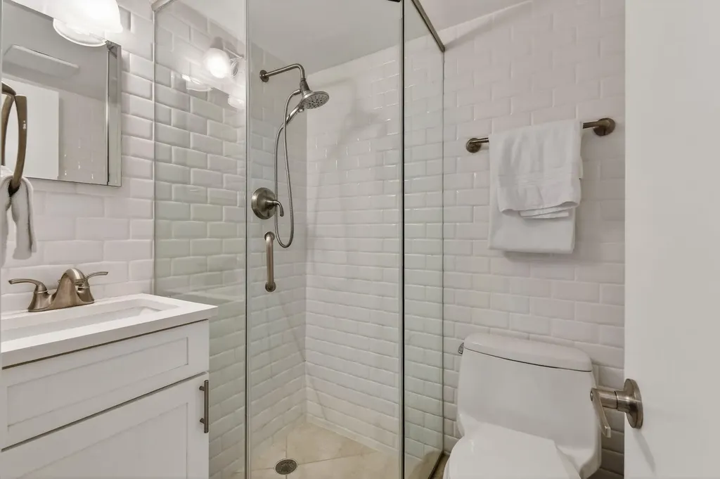 139 Sunrise Avenue Palm Beach FL 33480