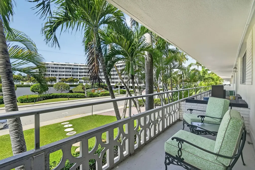 139 Sunrise Avenue Palm Beach FL 33480