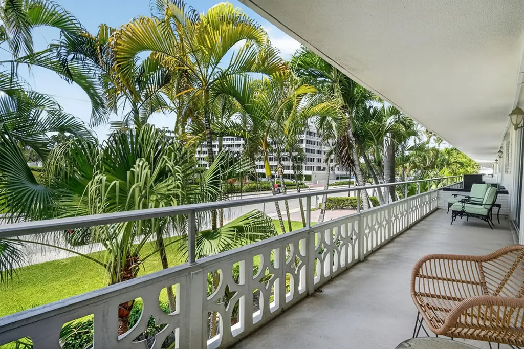 139 Sunrise Avenue Palm Beach FL 33480