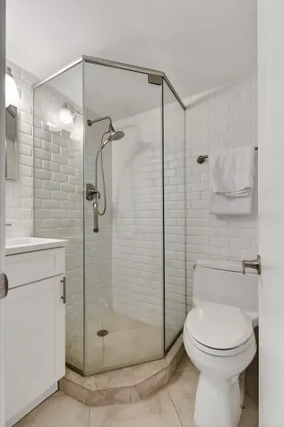 139 Sunrise Avenue Palm Beach FL 33480