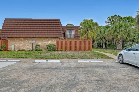 5808 SE Riverboat Drive Stuart FL 34997