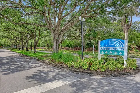 5808 SE Riverboat Drive Stuart FL 34997