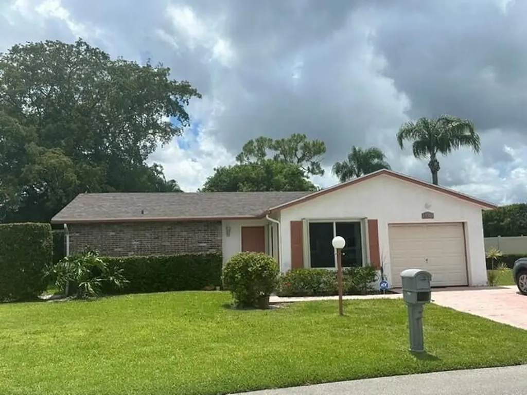 6312 Summer Sky Lane Greenacres FL 33463
