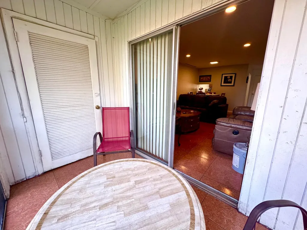 6086 Forest Hill Boulevard West Palm Beach FL 33415