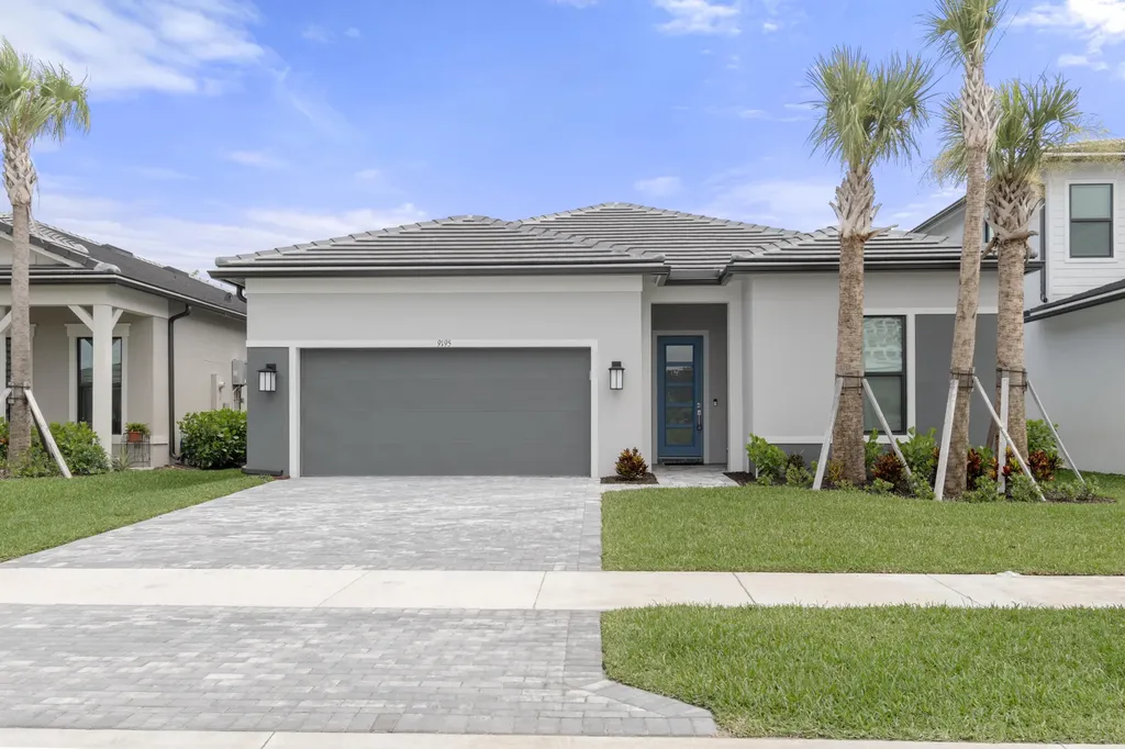 9195 Cape Honey Bee Lane Lake Worth FL 33467