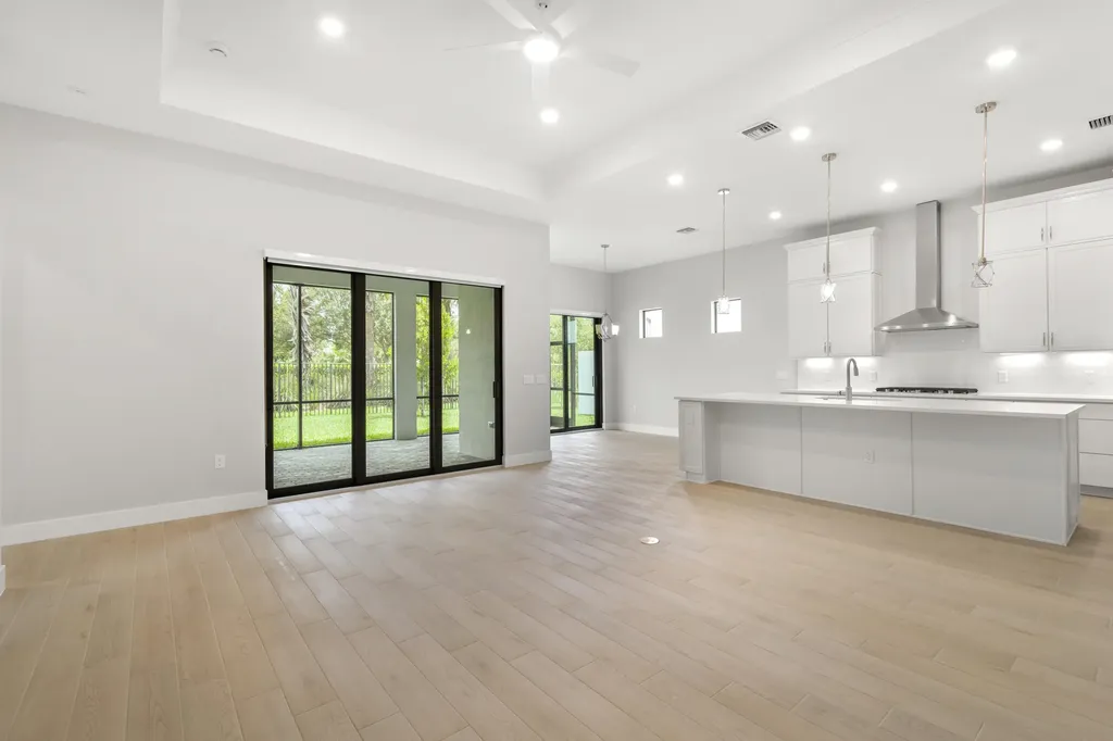 9195 Cape Honey Bee Lane Lake Worth FL 33467