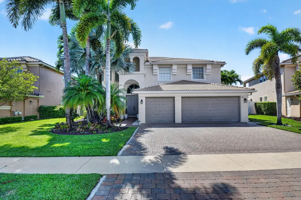 2214 Ridgewood Circle Royal Palm Beach FL 33411