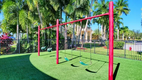 2214 Ridgewood Circle Royal Palm Beach FL 33411