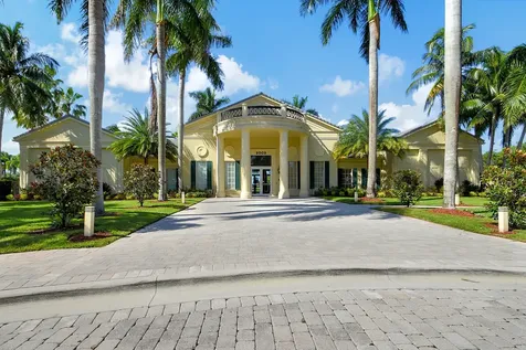 2214 Ridgewood Circle Royal Palm Beach FL 33411
