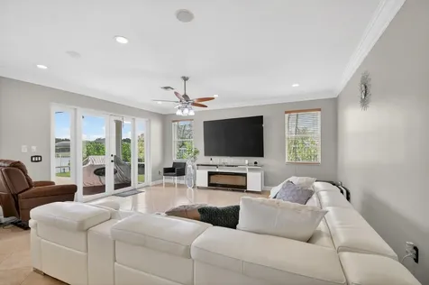 2214 Ridgewood Circle Royal Palm Beach FL 33411