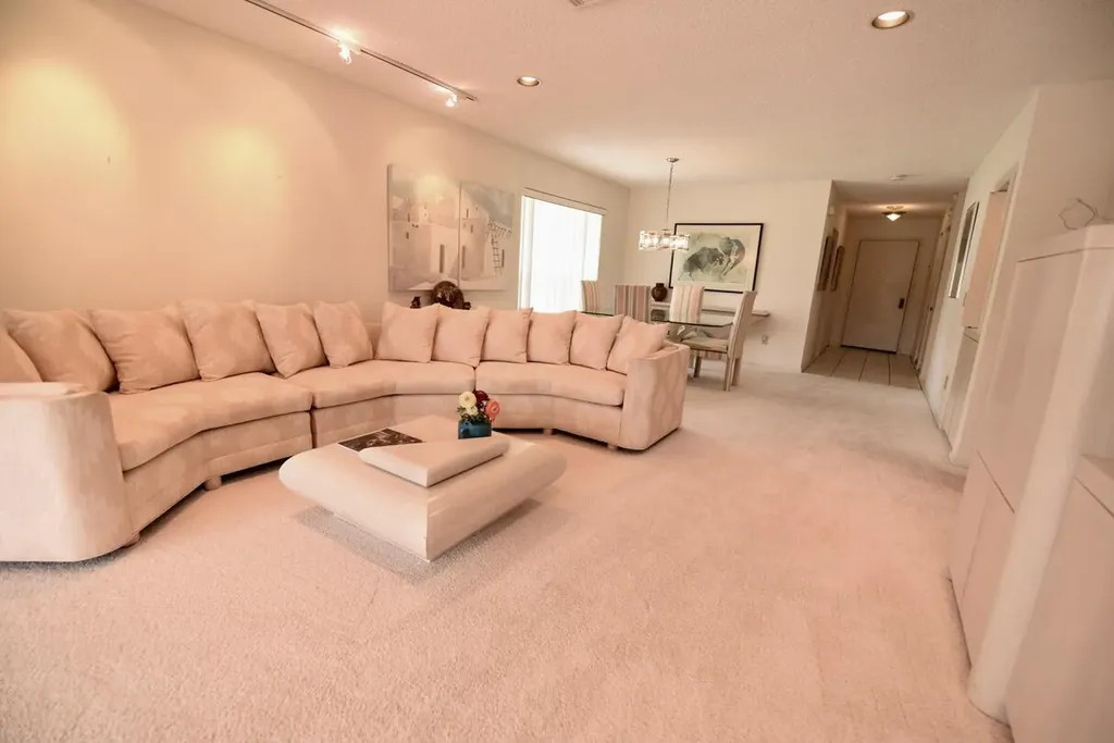 11 Southport Lane Boynton Beach FL 33436