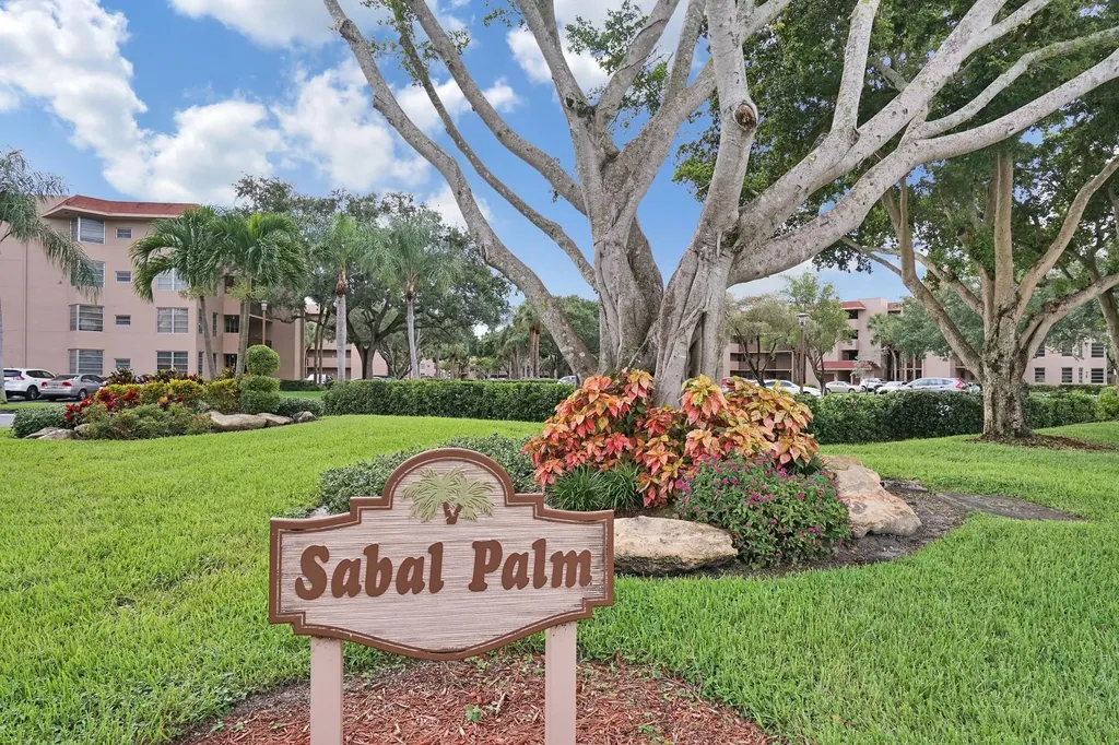 1831 Sabal Palm Drive Davie FL 33324
