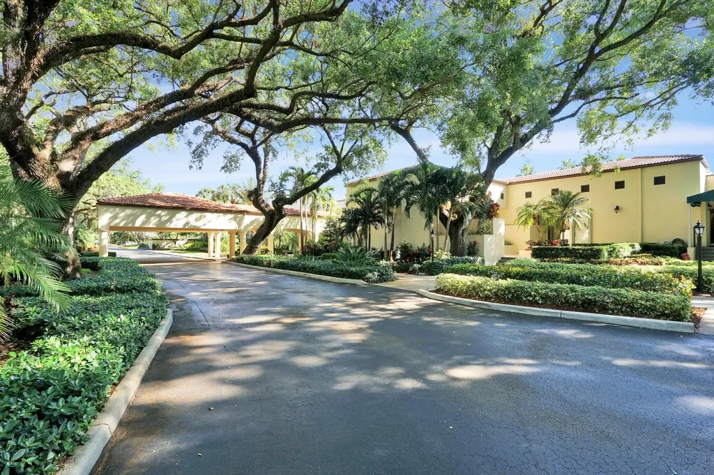 1831 Sabal Palm Drive Davie FL 33324