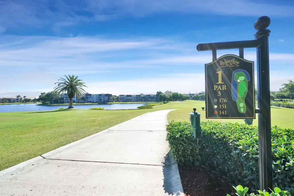 1831 Sabal Palm Drive Davie FL 33324