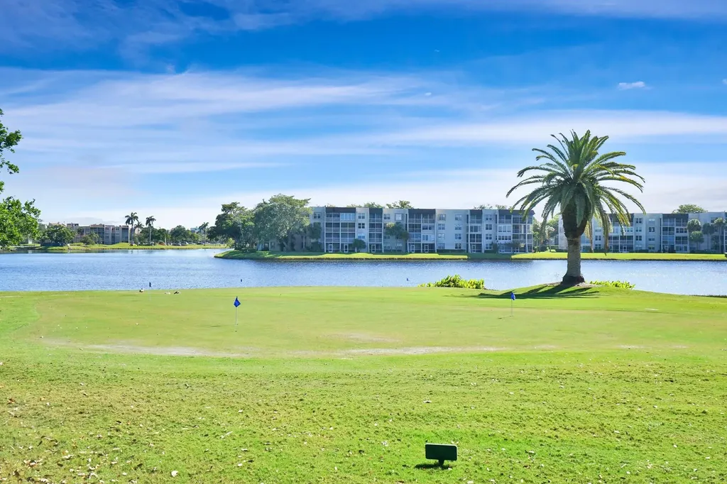1831 Sabal Palm Drive Davie FL 33324