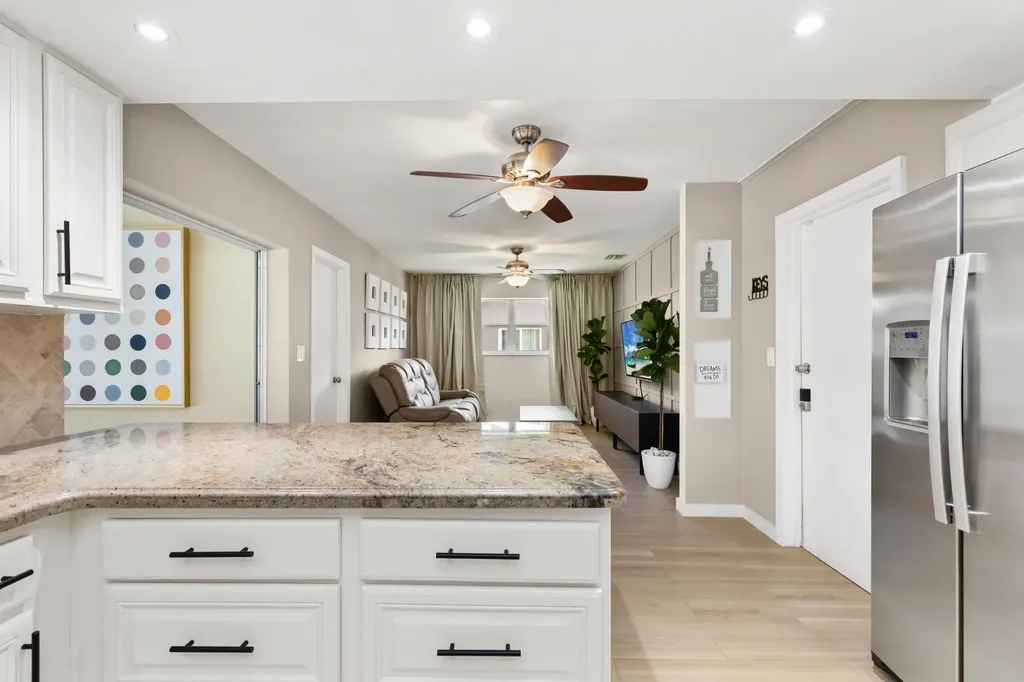 1431 NW 70th Way Plantation FL 33313