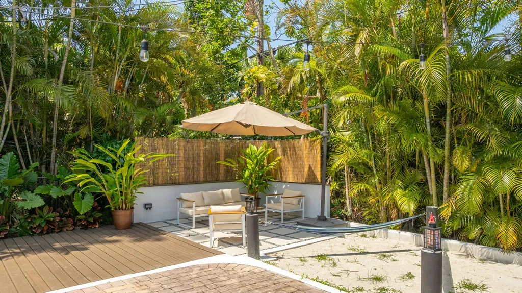 1431 NW 70th Way Plantation FL 33313