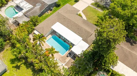 1431 NW 70th Way Plantation FL 33313