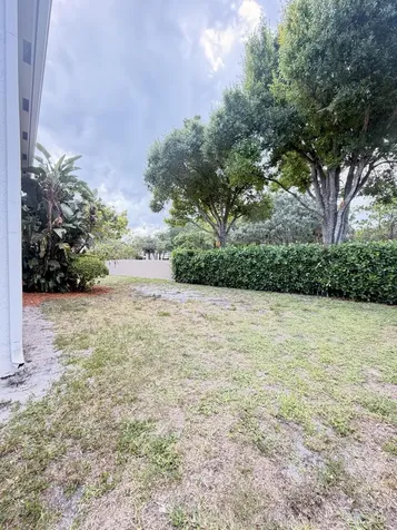 23426 Alzira Circle Boca Raton FL 33433