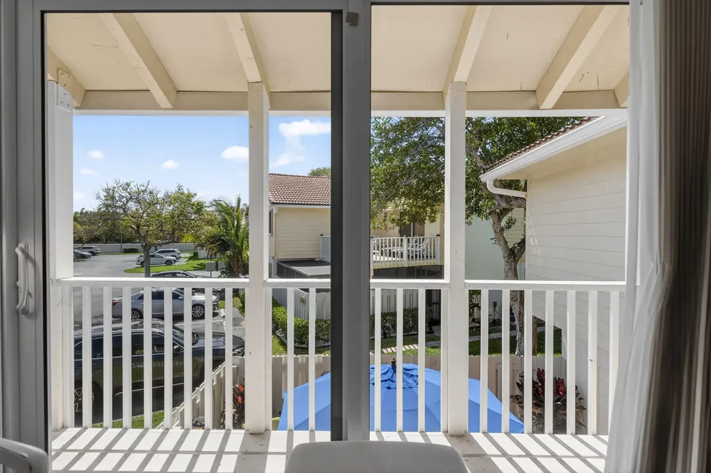 290 Seabreeze Circle Jupiter FL 33477