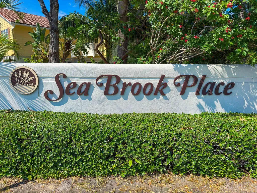 290 Seabreeze Circle Jupiter FL 33477