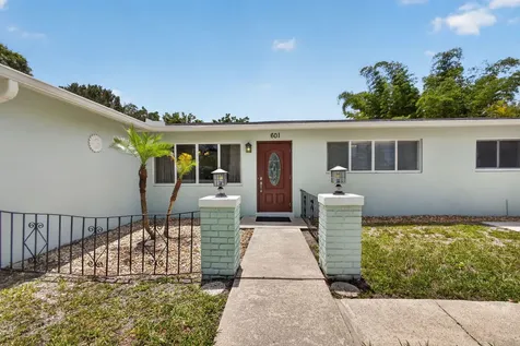601 Evelyn Court West Palm Beach FL 33413