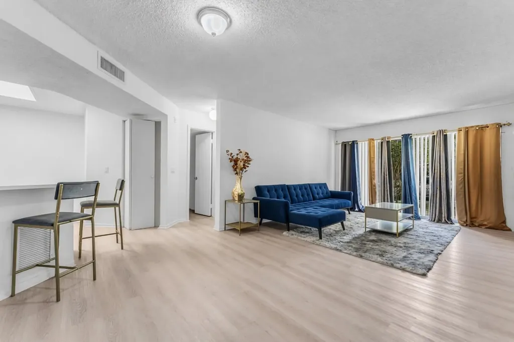 8721 Wiles Road Coral Springs FL 33067