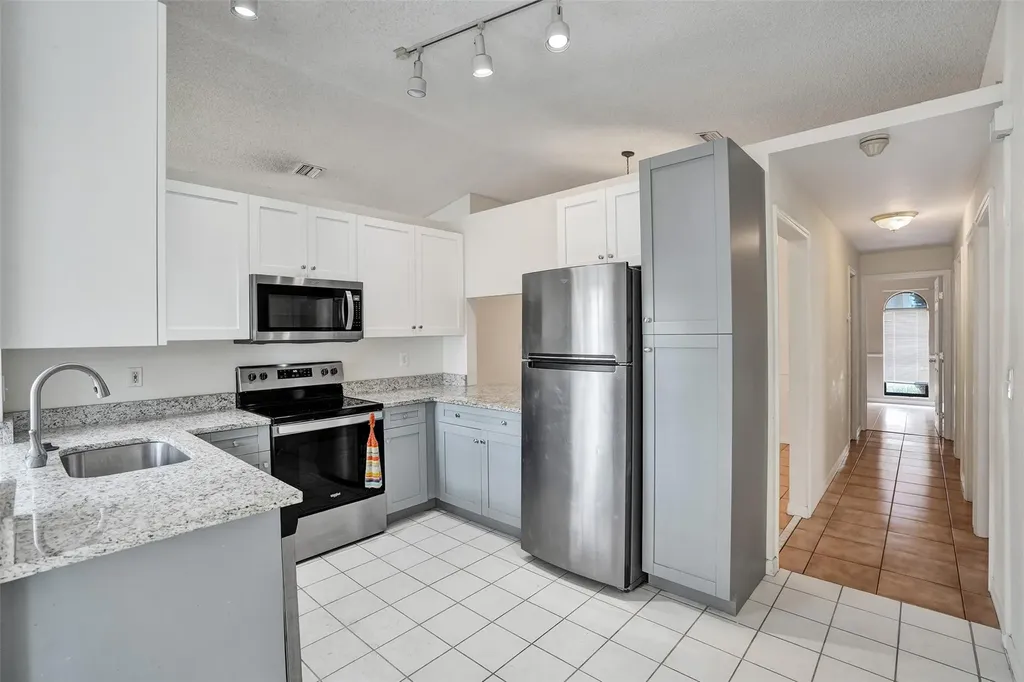 3151 NW 107th Drive Sunrise FL 33351