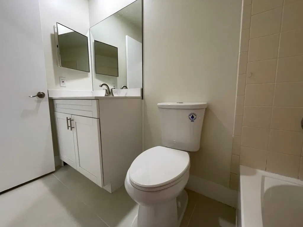 1806 NW 98th Avenue NW Pembroke Pines FL 33024