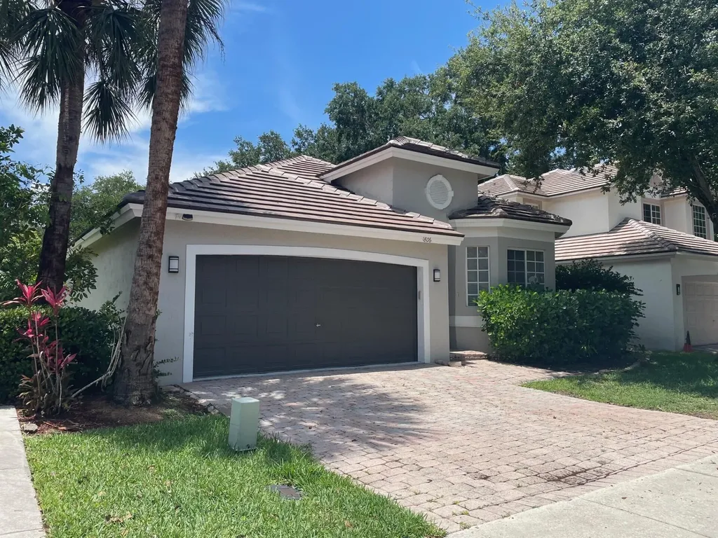1806 NW 98th Avenue NW Pembroke Pines FL 33024